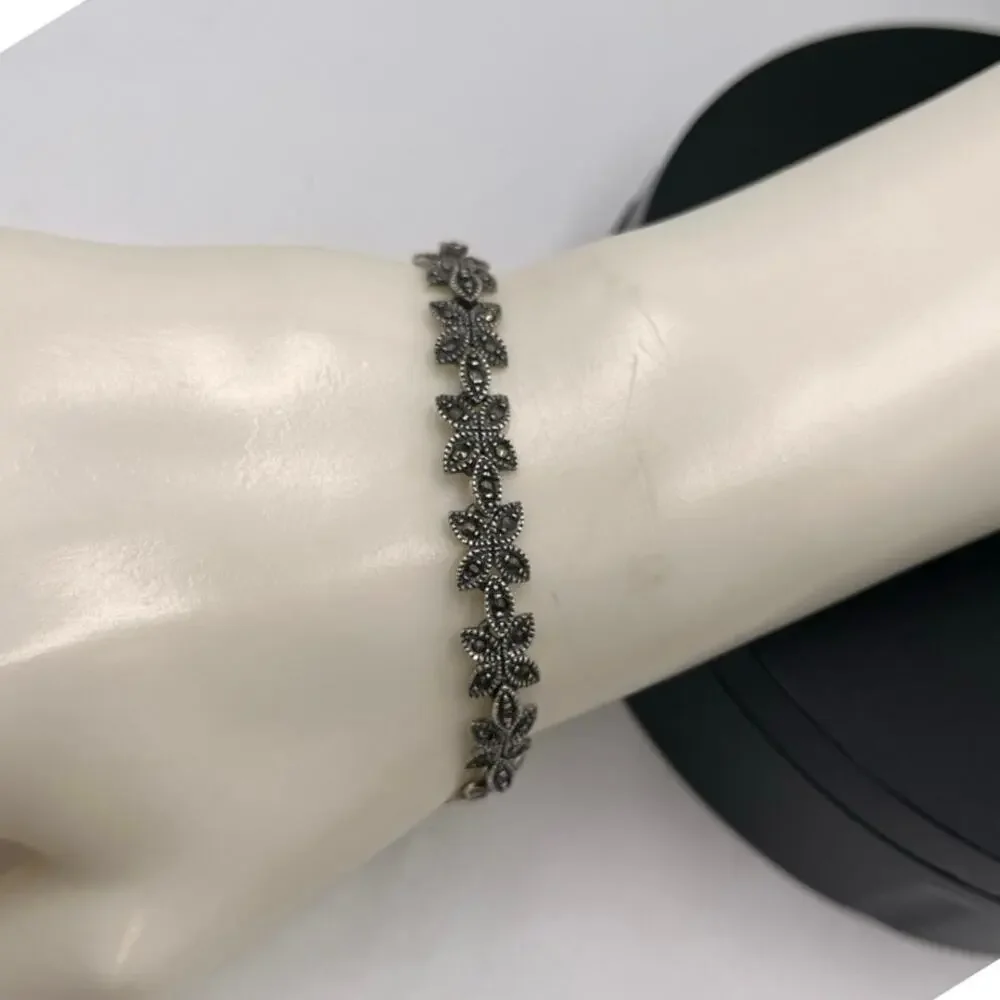A Signed Sterling Silver Marcasite Leaf Design Tennis Floral Link Bracelet‎ 7.5”